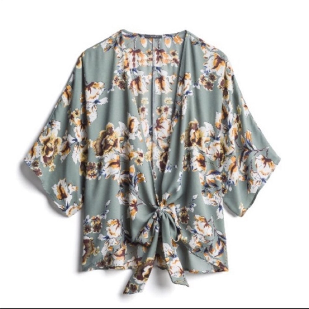 West Kei Costello Tie Front Kimono